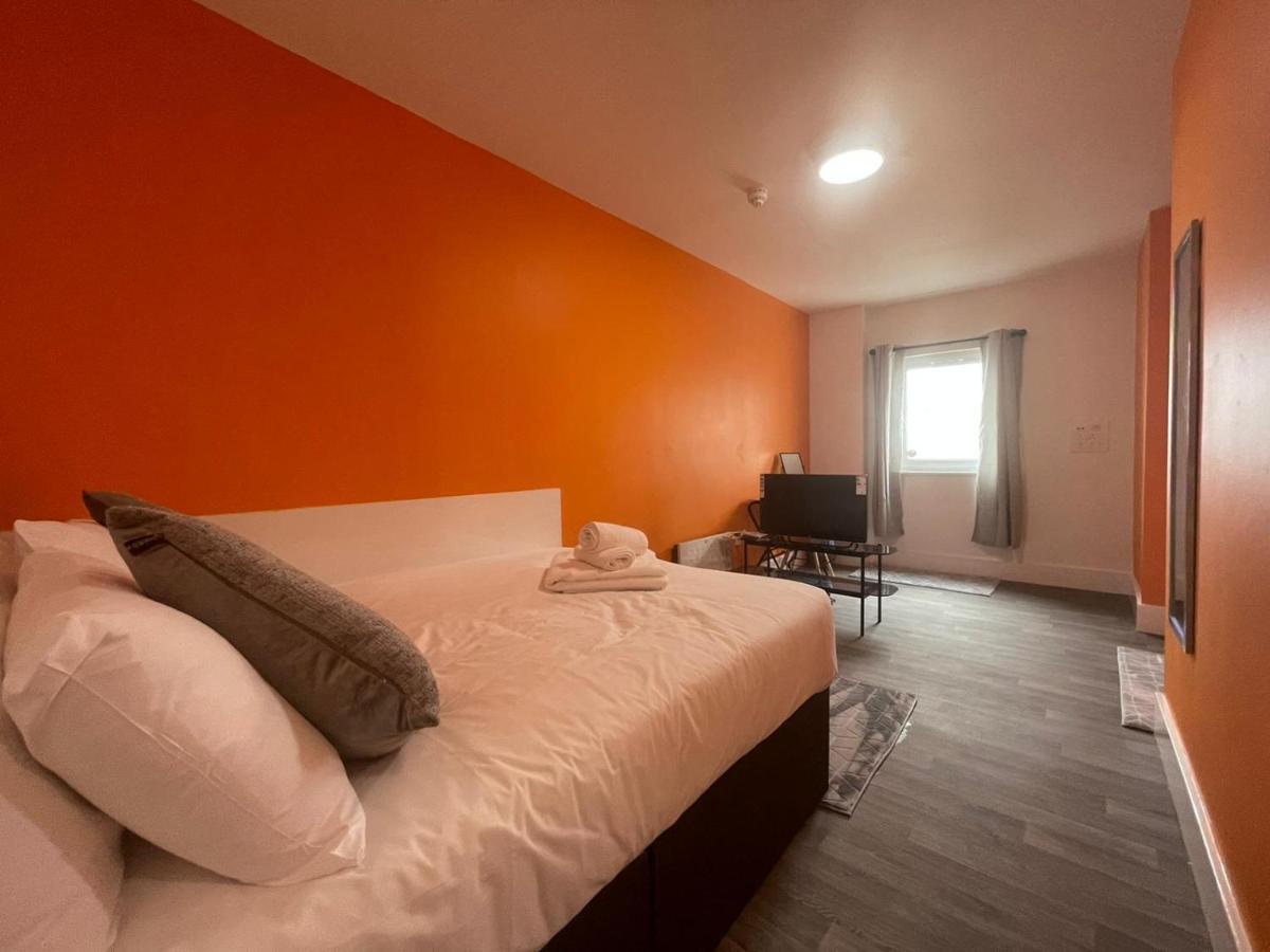 Auberge de jeunesse Neon 160 à Swansea Extérieur photo