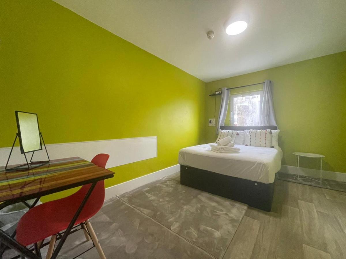 Auberge de jeunesse Neon 160 à Swansea Extérieur photo